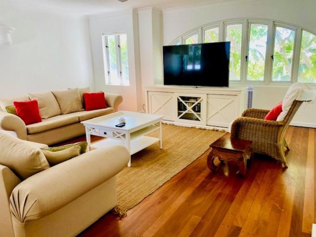 Beachview Apartments At Villa Paradiso Palm Cove Exteriér fotografie